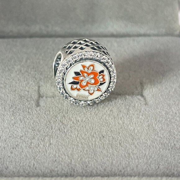 Disney Parks Exclusive Pandora Charm Princess Moana Double Sided Floral - Picture 5 of 5